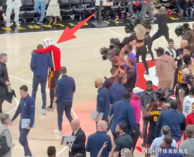 库明加对阵旧主难掩低迷 老鹰126-110大胜勇士